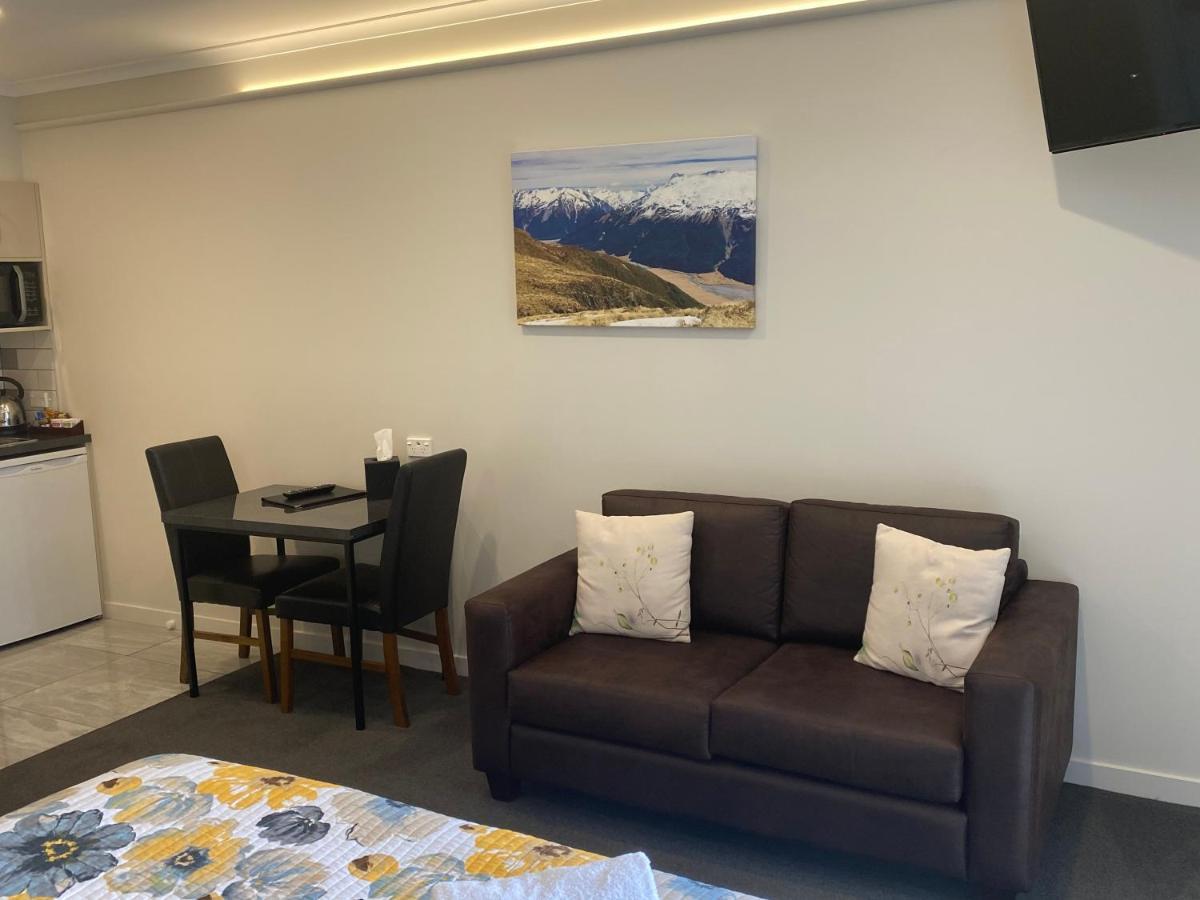 Bigsky Motels Омарама Экстерьер фото